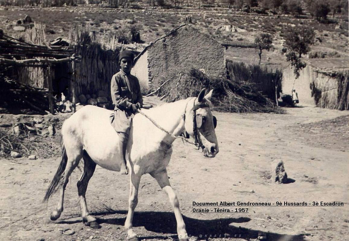 9 EME HUSSARDS DE ALBERT GENDRONNEAU 3 EME ESCADRON 1956 1957 (27).jpg